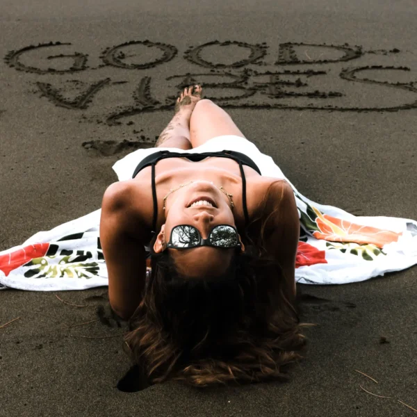 Eco-Friendly Bamboo Wood Classic Style Sunglasses with Silver Mirrored Polarized Lenses - UV400 Protection & Stylish Design