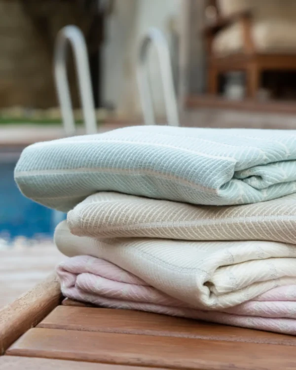 ILVA Turkish Hammam Towel - Luxury Spa & Sauna Towel | 100% Bamboo and Cotton Blend - Quick Dry, Absorbent, Sand-Resistant - White